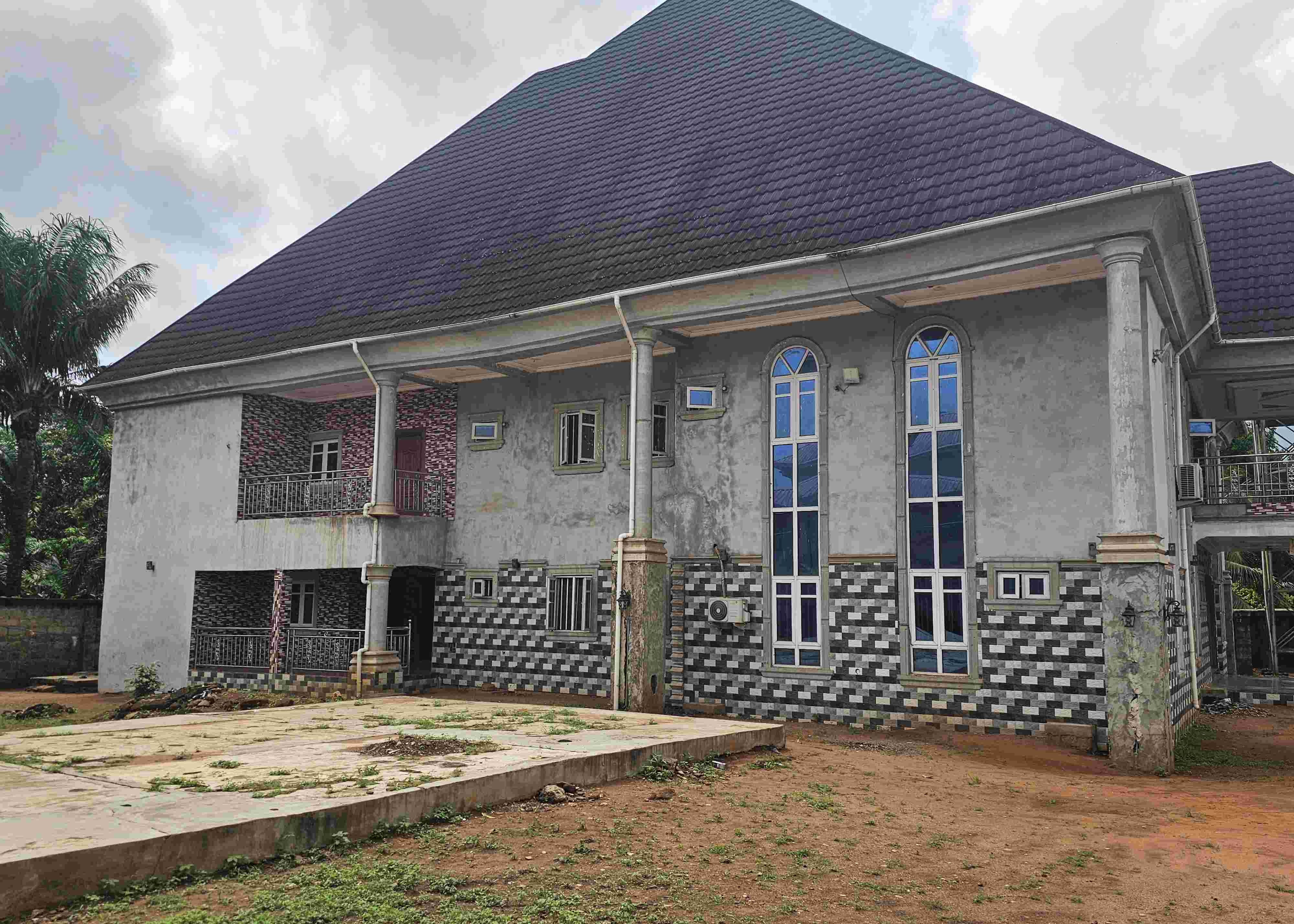 3-Bedroom Unit Duplex Complex with 1 Anteroom