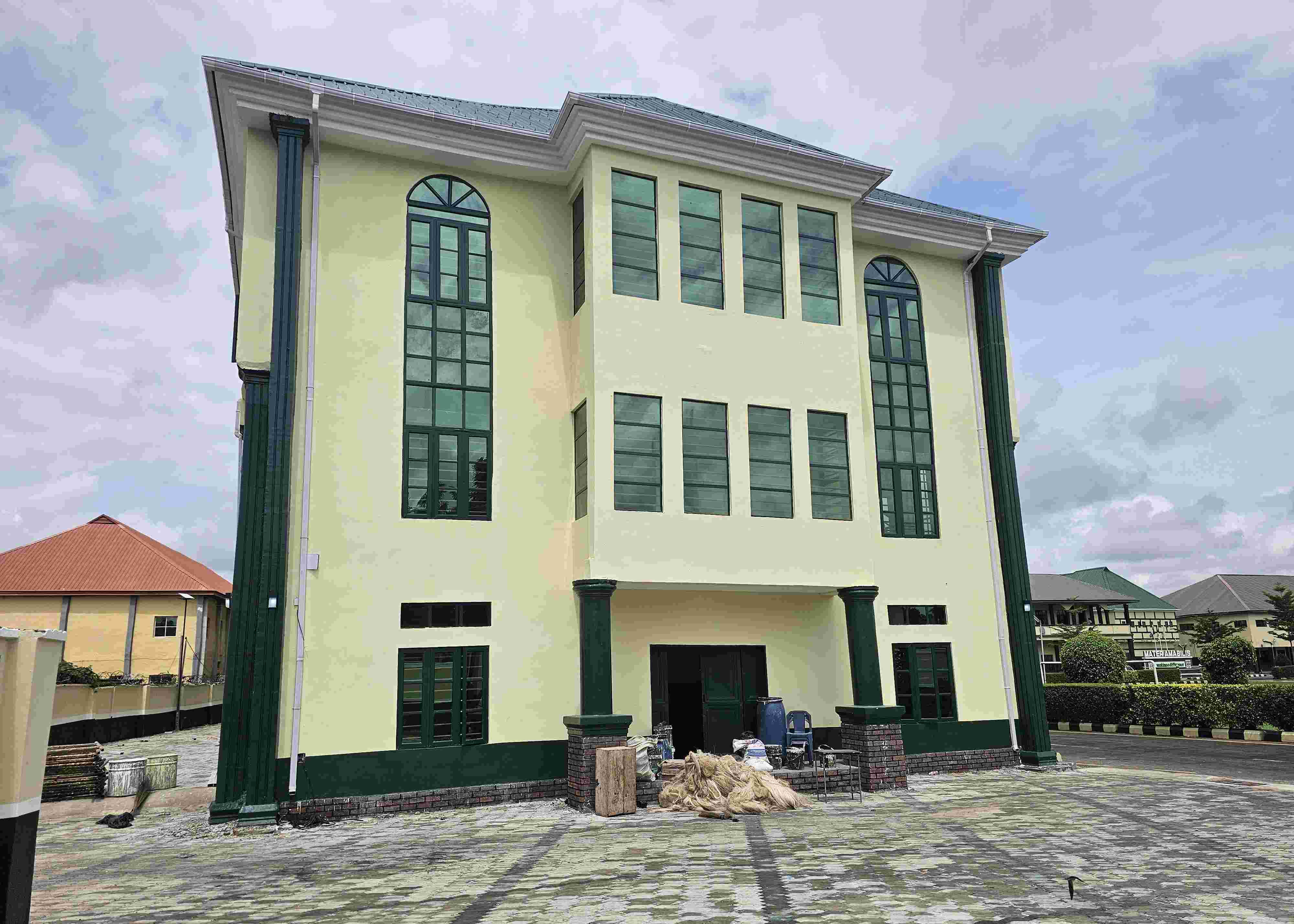 Multi Purpose Academic Complex (Auditorium, Library & Science Labs)